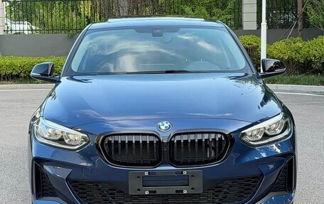 BMW 1 серия, 2023 год, 1 590 009 рублей, 2 фотография