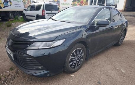 Toyota Camry, 2020 год, 2 150 000 рублей, 2 фотография