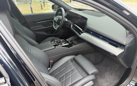 BMW 5 серия, 2024 год, 5 145 000 рублей, 16 фотография