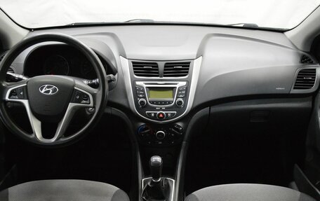 Hyundai Solaris II рестайлинг, 2011 год, 614 000 рублей, 14 фотография