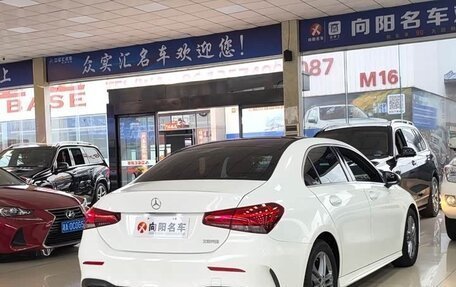 Mercedes-Benz A-Класс, 2022 год, 1 800 000 рублей, 6 фотография