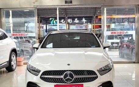 Mercedes-Benz A-Класс, 2022 год, 1 800 000 рублей, 2 фотография