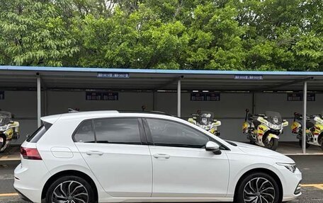 Volkswagen Golf VIII, 2023 год, 1 785 285 рублей, 4 фотография