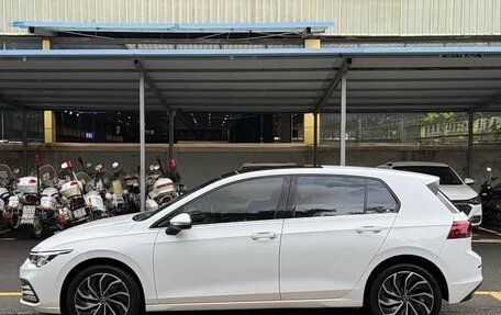 Volkswagen Golf VIII, 2023 год, 1 785 285 рублей, 5 фотография