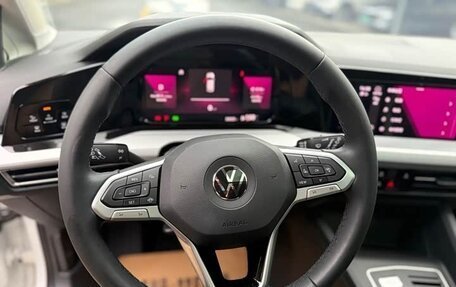 Volkswagen Golf VIII, 2023 год, 1 785 285 рублей, 11 фотография