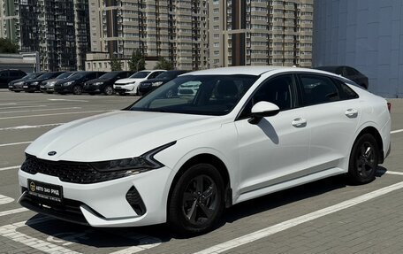 KIA K5, 2021 год, 1 580 000 рублей, 2 фотография