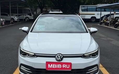 Volkswagen Golf VIII, 2023 год, 1 785 285 рублей, 2 фотография
