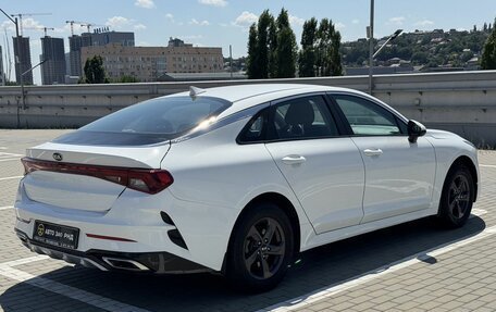KIA K5, 2021 год, 1 580 000 рублей, 3 фотография