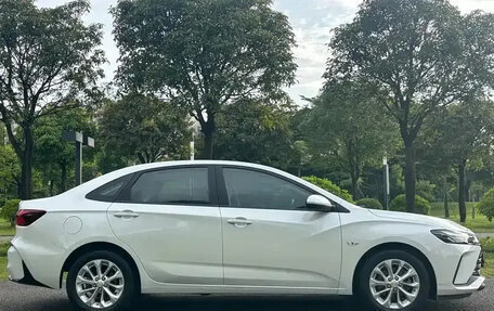 Chevrolet Monza, 2023 год, 1 095 000 рублей, 7 фотография