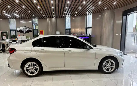 BMW 1 серия, 2023 год, 1 442 000 рублей, 3 фотография