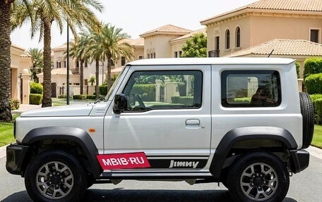 Suzuki Jimny, 2023 год, 2 200 000 рублей, 4 фотография