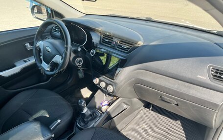 KIA Rio III рестайлинг, 2016 год, 710 000 рублей, 22 фотография