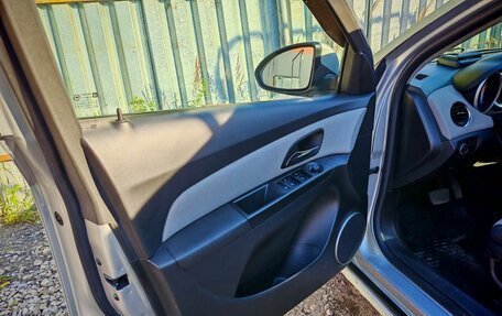 Chevrolet Cruze II, 2013 год, 650 000 рублей, 13 фотография