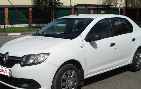 Renault Logan II, 2018 год, 590 000 рублей, 2 фотография