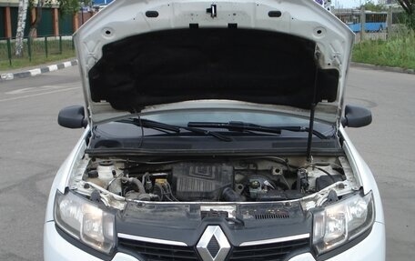 Renault Logan II, 2018 год, 590 000 рублей, 13 фотография