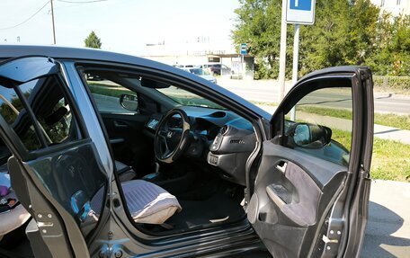 Honda Insight II рестайлинг, 2010 год, 747 000 рублей, 18 фотография