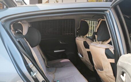 Honda Insight II рестайлинг, 2010 год, 747 000 рублей, 27 фотография