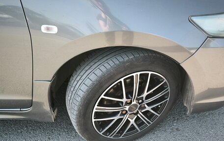 Honda Insight II рестайлинг, 2010 год, 747 000 рублей, 31 фотография