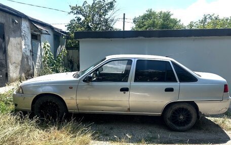 Daewoo Nexia I рестайлинг, 2010 год, 140 000 рублей, 2 фотография