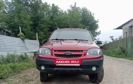 Chevrolet Niva I рестайлинг, 2007 год, 600 000 рублей, 2 фотография