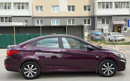 Hyundai Solaris II рестайлинг, 2011 год, 945 000 рублей, 4 фотография