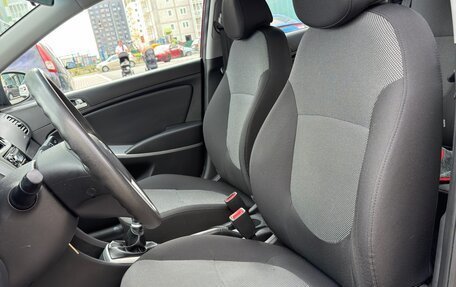Hyundai Solaris II рестайлинг, 2011 год, 945 000 рублей, 24 фотография