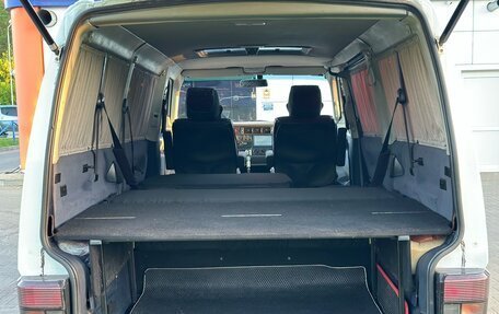 Volkswagen Transporter T4, 2001 год, 1 299 999 рублей, 21 фотография