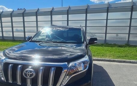 Toyota Land Cruiser Prado 150 рестайлинг 2, 2016 год, 4 150 000 рублей, 12 фотография