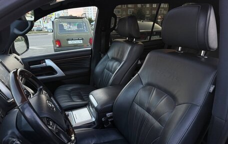Toyota Land Cruiser 200, 2020 год, 6 550 000 рублей, 8 фотография