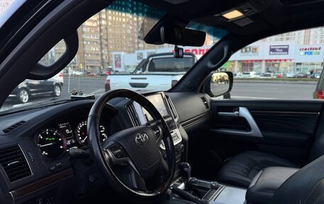 Toyota Land Cruiser 200, 2020 год, 6 550 000 рублей, 7 фотография