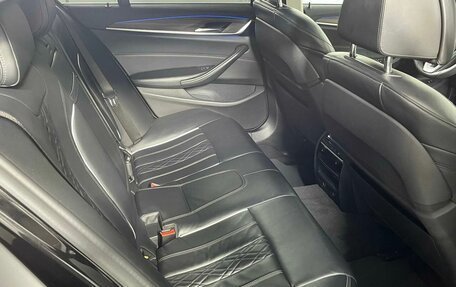 BMW 5 серия, 2018 год, 3 599 000 рублей, 13 фотография