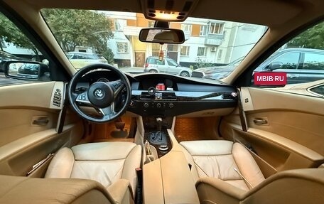 BMW 5 серия, 2005 год, 1 300 000 рублей, 3 фотография