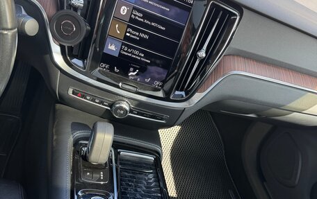 Volvo S60 III, 2021 год, 2 600 000 рублей, 15 фотография