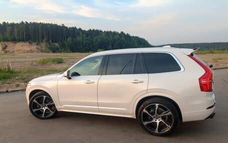 Volvo XC90 II рестайлинг, 2022 год, 5 500 000 рублей, 2 фотография