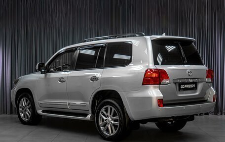 Toyota Land Cruiser 200, 2013 год, 3 999 000 рублей, 2 фотография