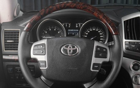 Toyota Land Cruiser 200, 2013 год, 3 999 000 рублей, 28 фотография