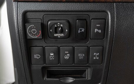 Toyota Land Cruiser 200, 2013 год, 3 999 000 рублей, 26 фотография