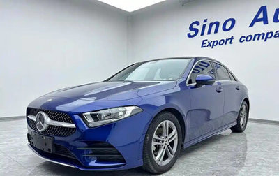 Mercedes-Benz A-Класс, 2022 год, 2 200 000 рублей, 1 фотография