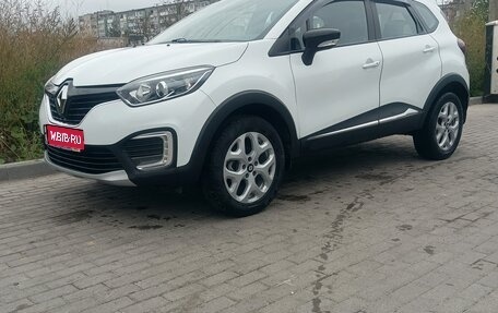 Renault Kaptur I рестайлинг, 2017 год, 1 600 000 рублей, 1 фотография