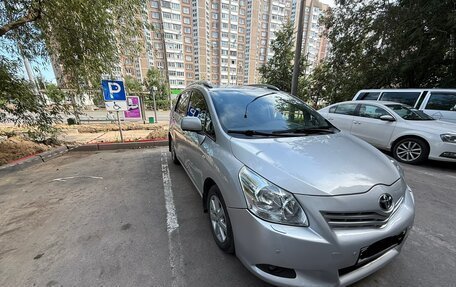 Toyota Verso I, 2012 год, 1 200 000 рублей, 3 фотография