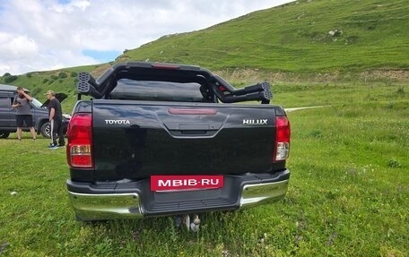 Toyota Hilux VIII, 2016 год, 2 779 999 рублей, 6 фотография
