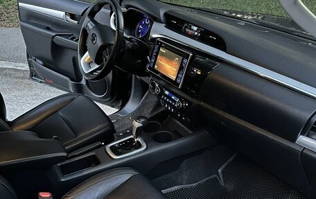 Toyota Hilux VIII, 2016 год, 2 779 999 рублей, 8 фотография