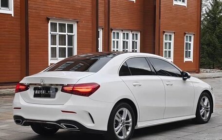 Mercedes-Benz A-Класс, 2023 год, 1 980 000 рублей, 8 фотография