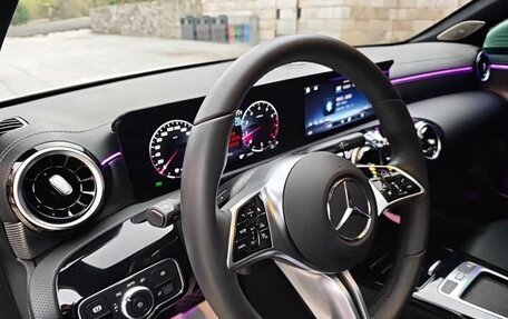 Mercedes-Benz A-Класс, 2023 год, 1 980 000 рублей, 12 фотография