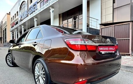 Toyota Camry, 2017 год, 3 250 000 рублей, 8 фотография