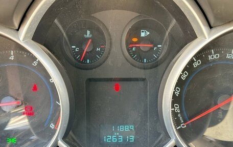 Chevrolet Cruze II, 2010 год, 685 000 рублей, 20 фотография
