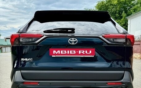 Toyota RAV4, 2019 год, 3 300 000 рублей, 11 фотография
