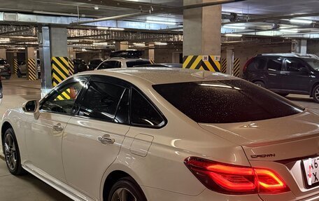 Toyota Crown, 2018 год, 3 200 000 рублей, 7 фотография