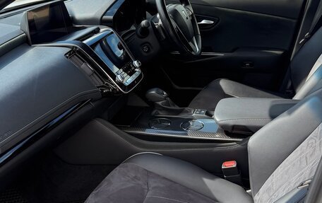 Toyota Crown, 2018 год, 3 200 000 рублей, 8 фотография