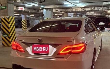 Toyota Crown, 2018 год, 3 200 000 рублей, 4 фотография